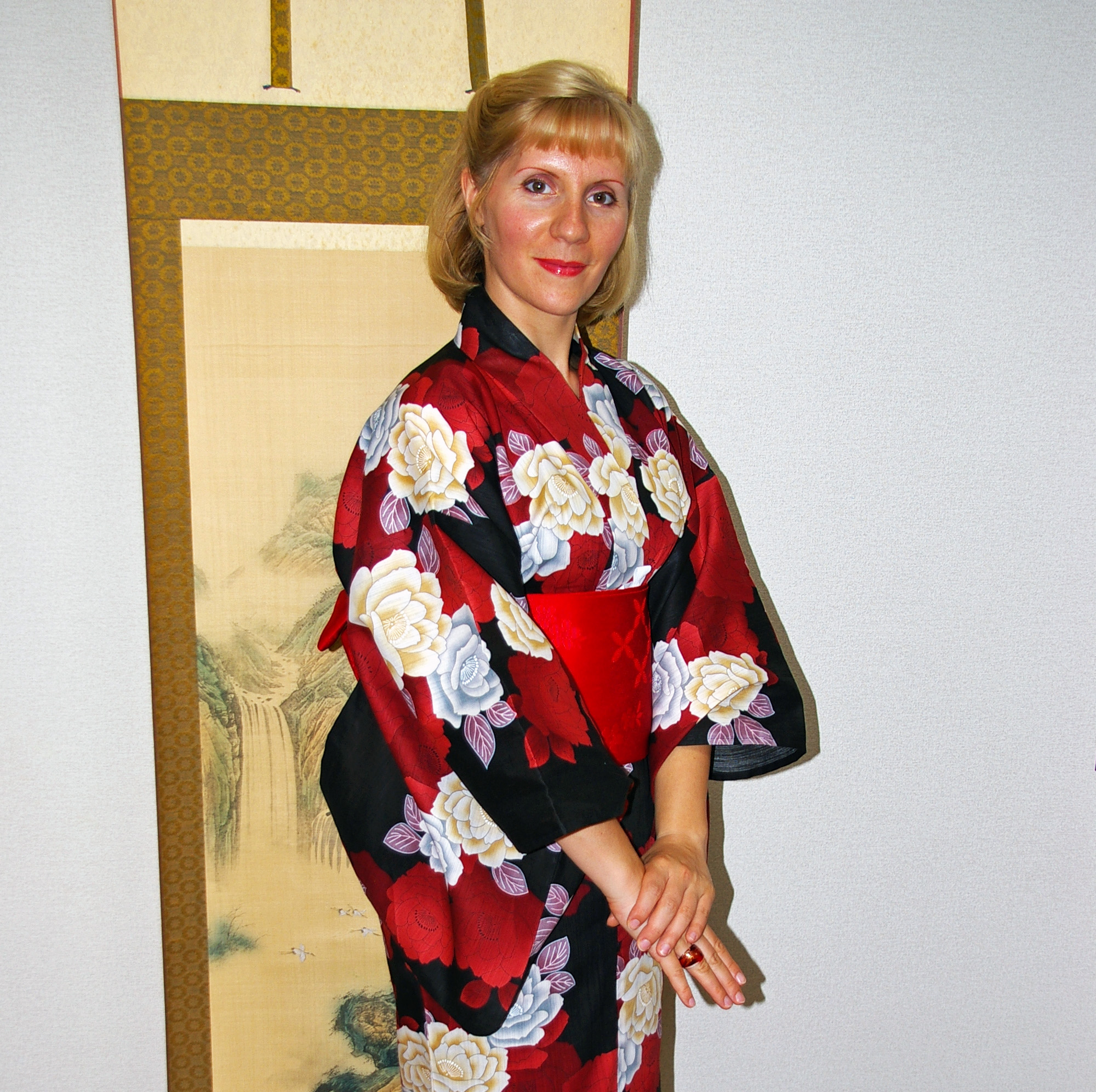 Profile Kimono